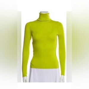 Alice + Olivia Vibrant Green Long Sleeve Top